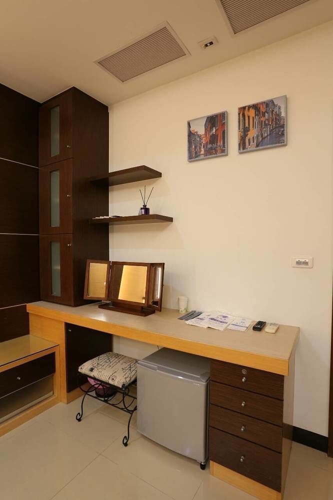 Bed and Breakfast Eureka Tainan Esterno foto