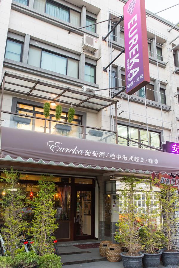 Bed and Breakfast Eureka Tainan Esterno foto