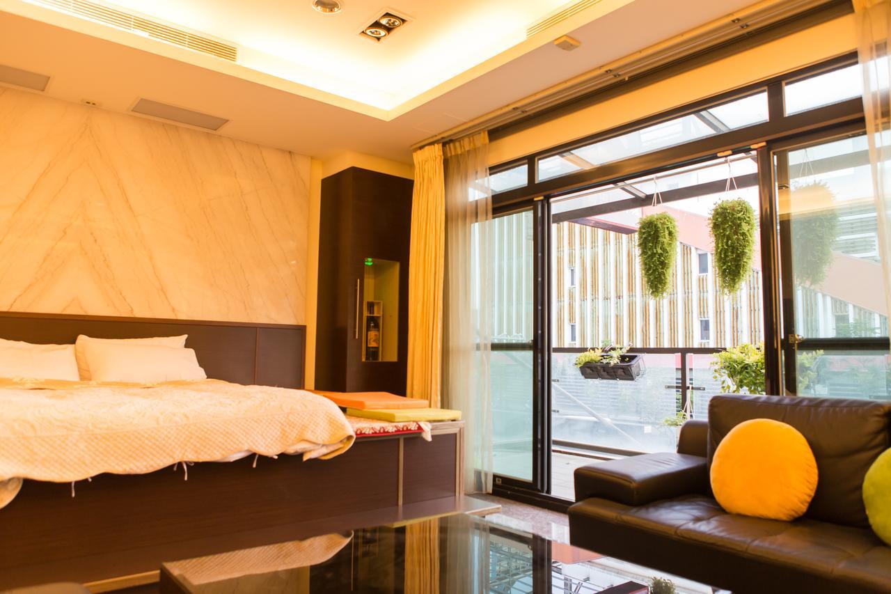 Bed and Breakfast Eureka Tainan Esterno foto