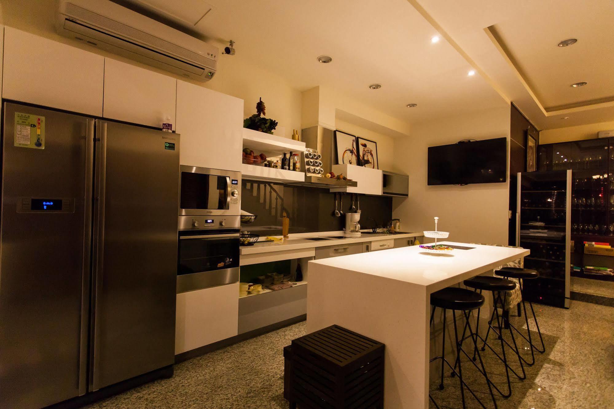 Bed and Breakfast Eureka Tainan Esterno foto